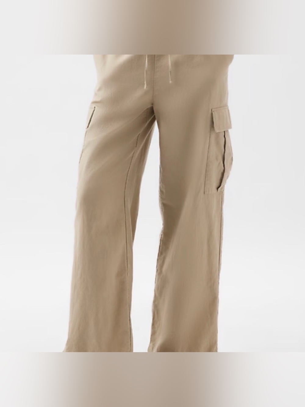 Gap Wide Leg Cargo Pants in Beige size Large